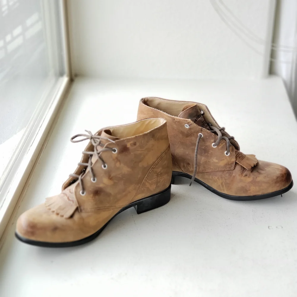 Womens Ariat Heritage Paddock Kittie Fringe Tan Leather Ankle Boots Size 8M - Picture 4 of 10